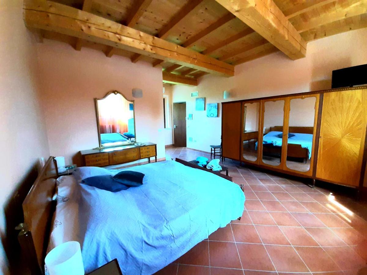 Agriturismo Il Sole Villa Rivarolo del Re ed Uniti Bagian luar foto