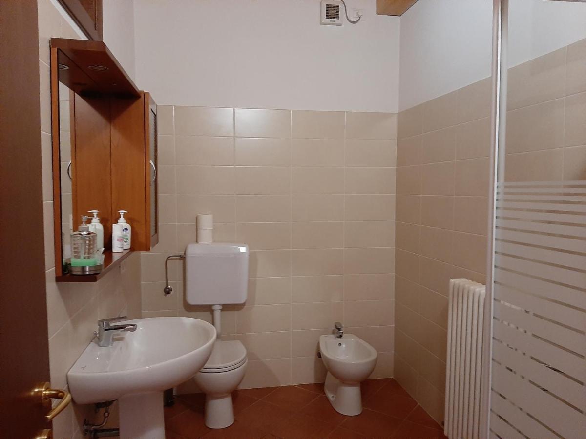 Agriturismo Il Sole Villa Rivarolo del Re ed Uniti Bagian luar foto