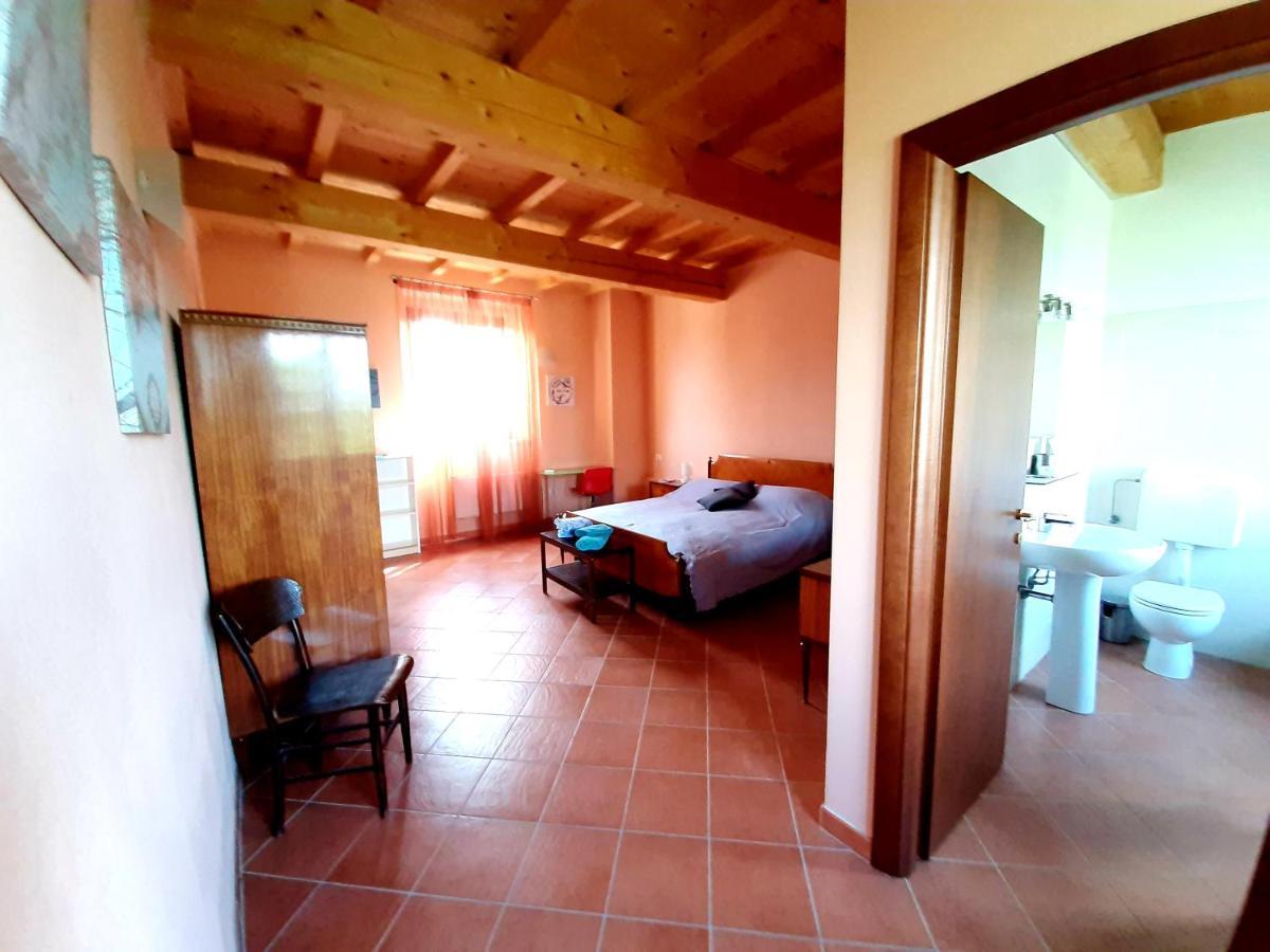 Agriturismo Il Sole Villa Rivarolo del Re ed Uniti Bagian luar foto